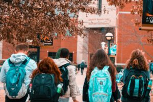 10 tips for international students moving to the UK