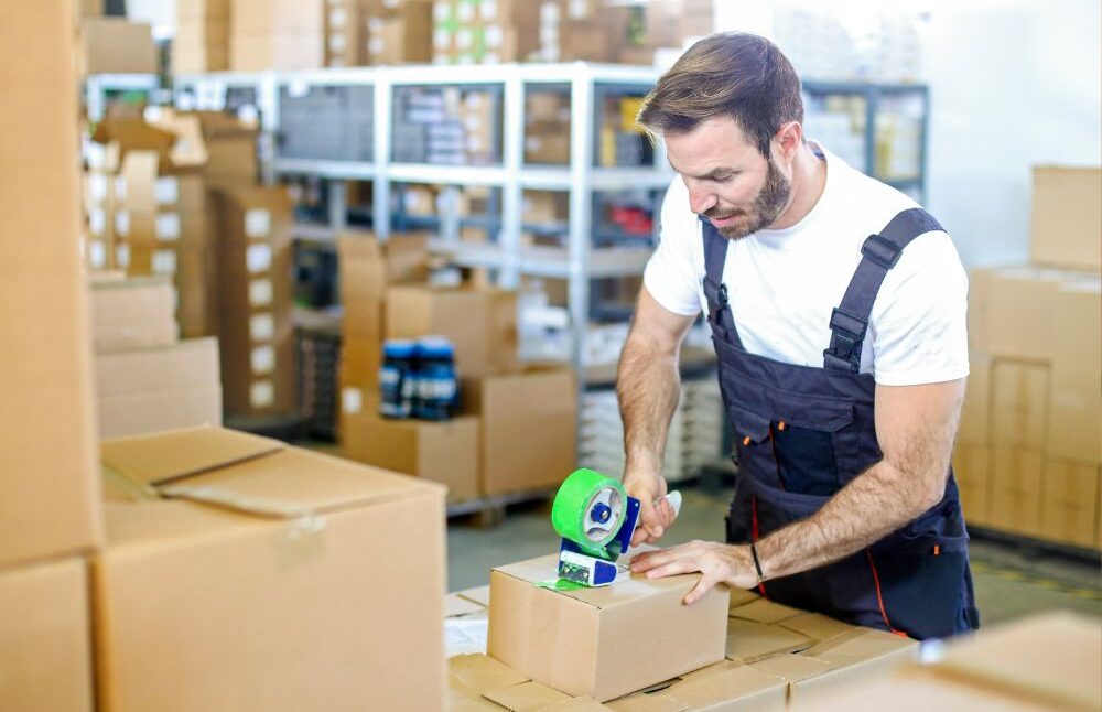 How to pack and prepare to move house
