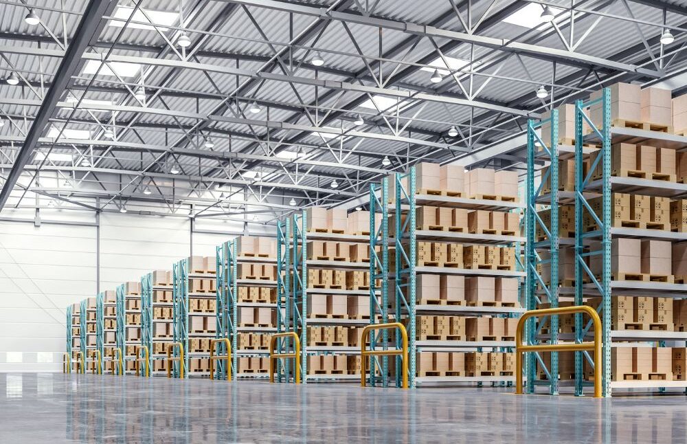 What is the difference between warehouse and fulfillment