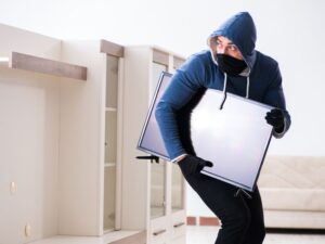 Do movers steal your items?