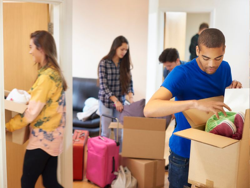 What companies offer student storage in Kings Lynn?