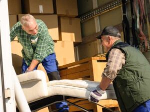Are mover companies providing storage facilities available