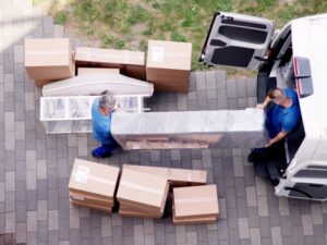 How do movers pack furniture in the truck before moving it-1
